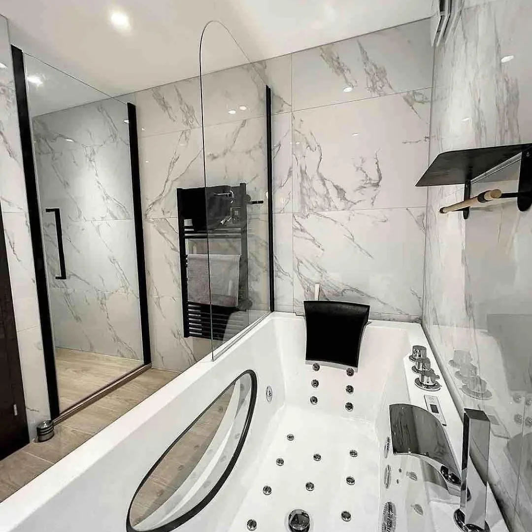 Brp Cannes Center,Two